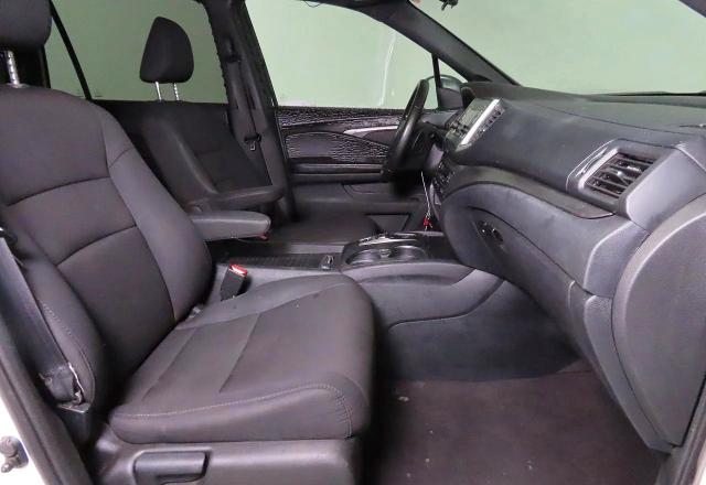 2019 Honda Passport VIN 5FNYF7H23KB004550 COPART salvage auction — ALL OVER, Ca - Dis/Dlr/Exp Only Clean Title (P), sold $7,400 on 2026-07-29 (photo 5)