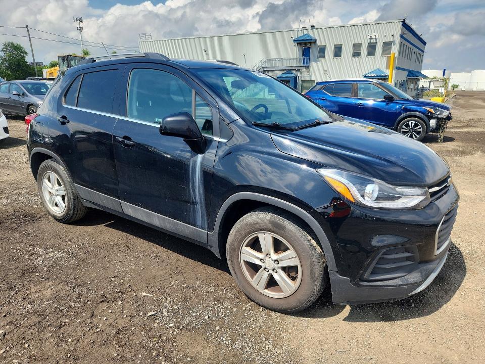 2017 Chevrolet Trax VIN 3GNCJLSB1HL289776 COPART salvage auction — WATER/FLOOD, Salvage Title, sold $350 on 2026-08-25 (photo 4)
