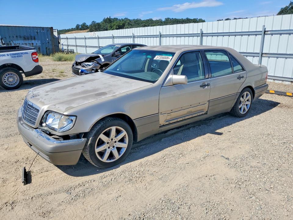 1995 Mercedes-benz S class VIN WDBGA43E9SA252433 COPART salvage auction — FRONT END, AZ - DIS/DLR/EXP ONLY CLEAN TITLE, sold $550 on 2026-07-17 (photo 1)