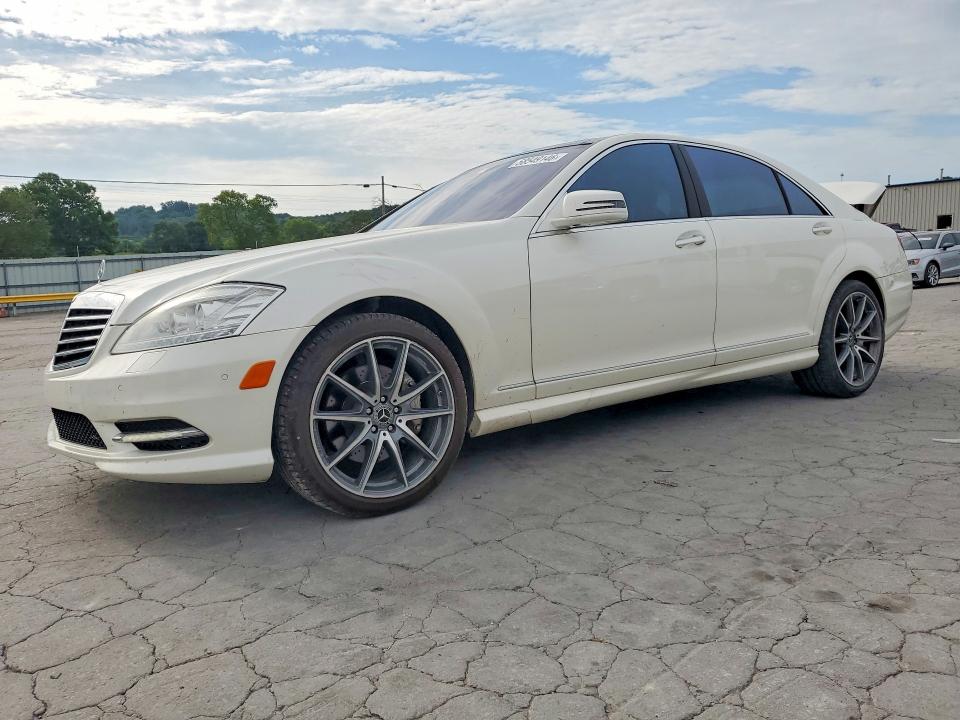 2010 Mercedes-benz S-klasse VIN WDDNG8GB4AA338493 COPART salvage auction — REAR END, Tn - Salvage Certificate, sold $2,550 on 2026-08-03 (photo 1)