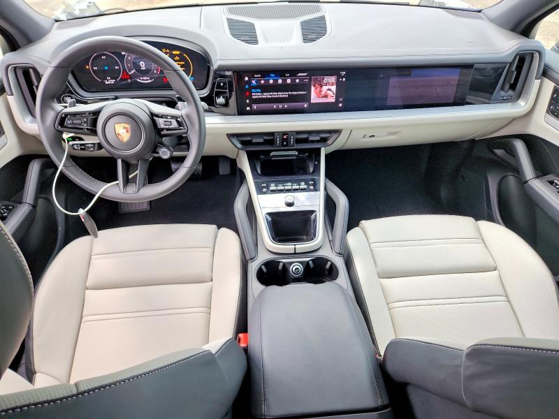 2025 Porsche Cayenne VIN WP1AA2AY7SDA07040 COPART salvage auction — FRONT END, LA - CERT OF TITLE-SALVAGE, sold $32,500 on 2026-07-30 (photo 8)