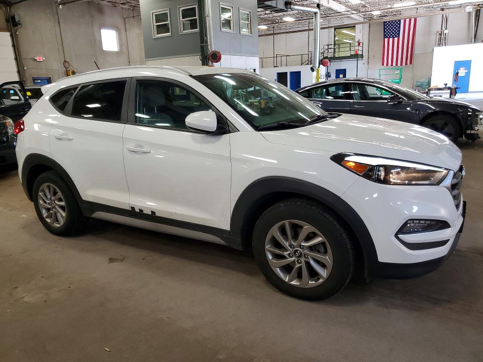 2017 Hyundai VIN KM8J3CA46HU483783 COPART salvage auction — FRONT END, Salvage Title, sold $4,000 on 2026-07-28 (photo 4)