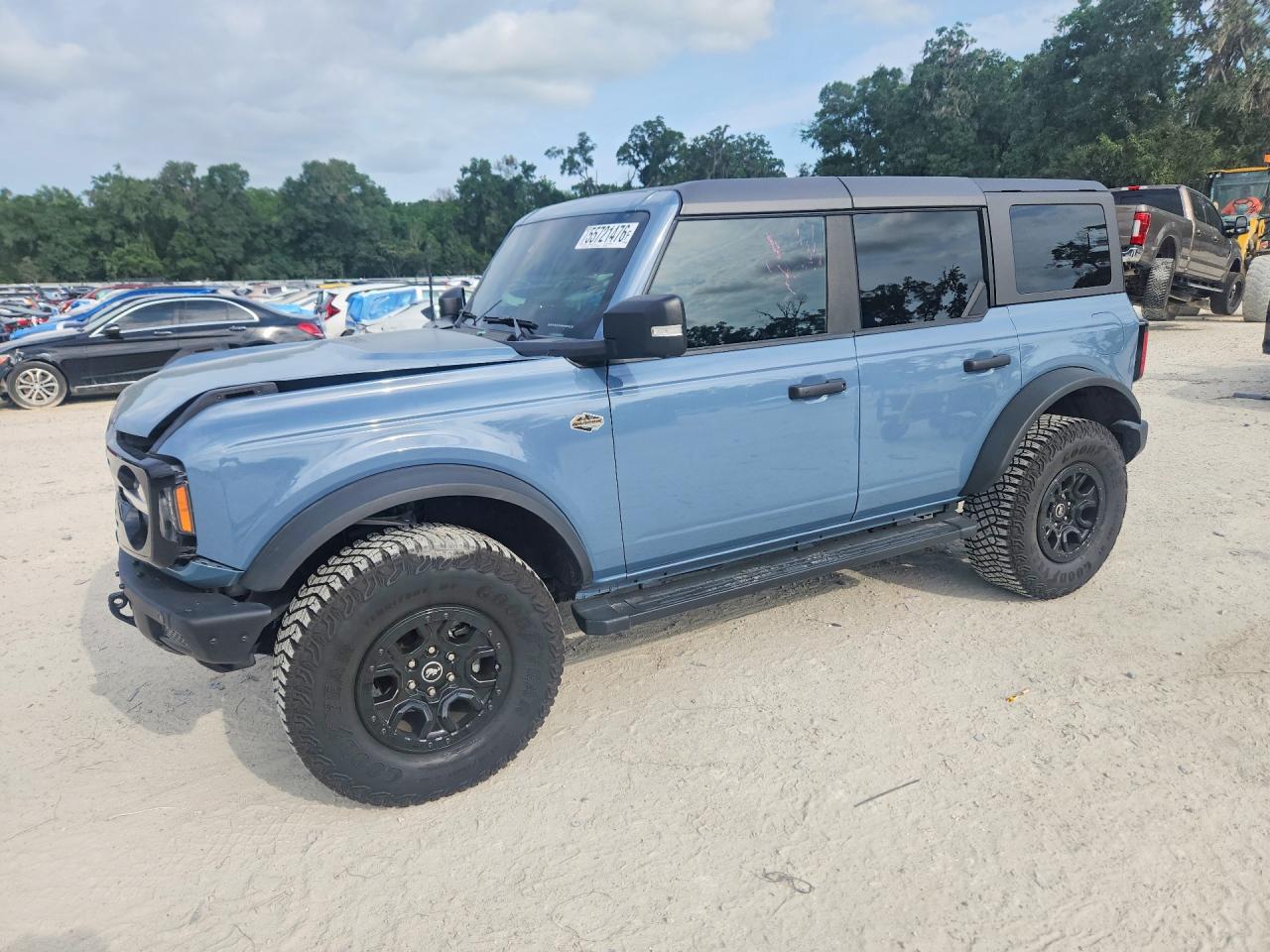 2024 Ford Bronco VIN 1FMEE2BP2RLA70328 — COPART salvage auction photo