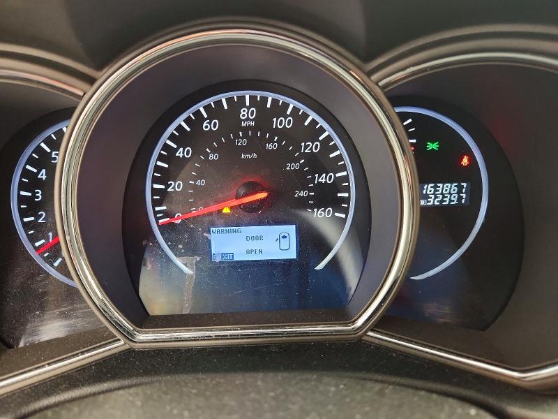 2014 Nissan Murano VIN JN8AZ1MW7EW504889 COPART salvage auction — MINOR DENT/SCRATCHES, Nd - Salvage Previously Branded, sold $625 on 2026-07-02 (photo 9)