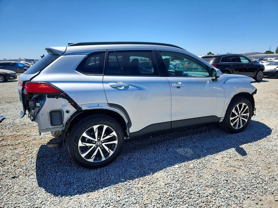2023 Toyota Corolla cross VIN 7MUDAABG3PV046613 COPART salvage auction — MINOR DENT/SCRATCHES, Ca - Salvage Certificate, sold $8,000 on 2026-07-02 (photo 3)