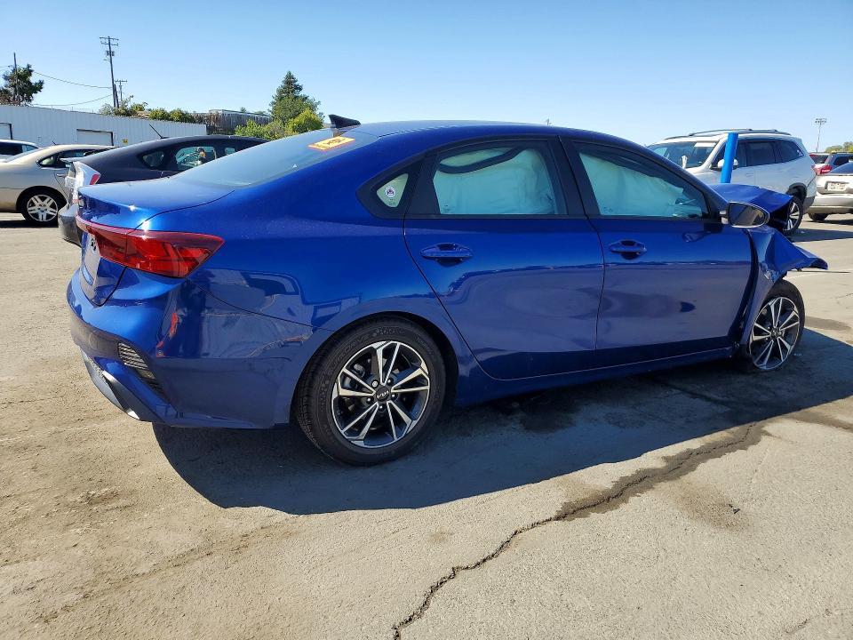 2024 Kia Forte VIN 3KPF24AD0RE726961 COPART salvage auction — FRONT END, CA - SALVAGE CERTIFICATE, sold $1,150 on 2026-07-02 (photo 3)