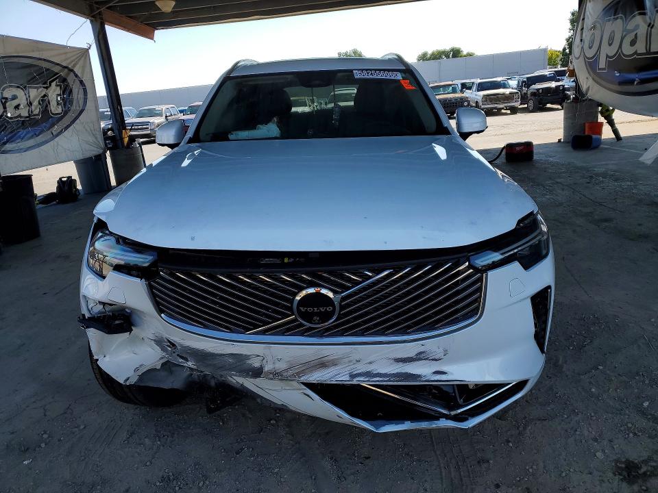 2026 Volvo Xc90 VIN YV4062PE2T1520515 COPART salvage auction — FRONT END, CA - NON-REPAIRABLE VEHICLE CERT, sold $15,800 on 2026-08-17 (photo 5)