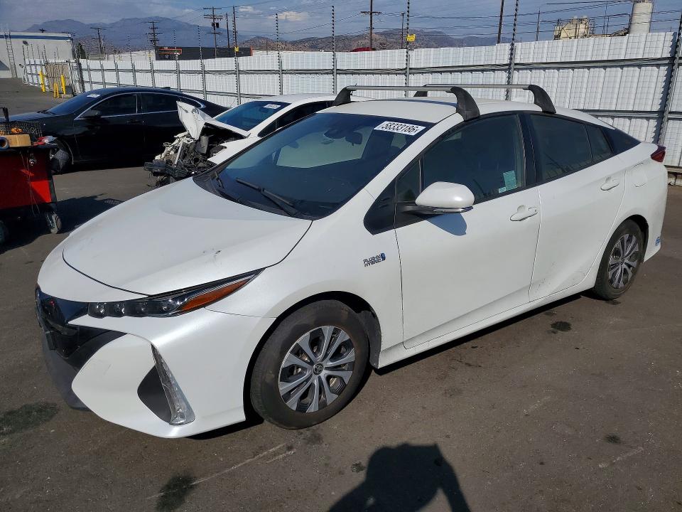 2022 Toyota Prius VIN JTDKAMFP2N3204144 COPART salvage auction — MINOR DENT/SCRATCHES, Salvage Title, sold $9,100 on 2026-07-22 (photo 1)