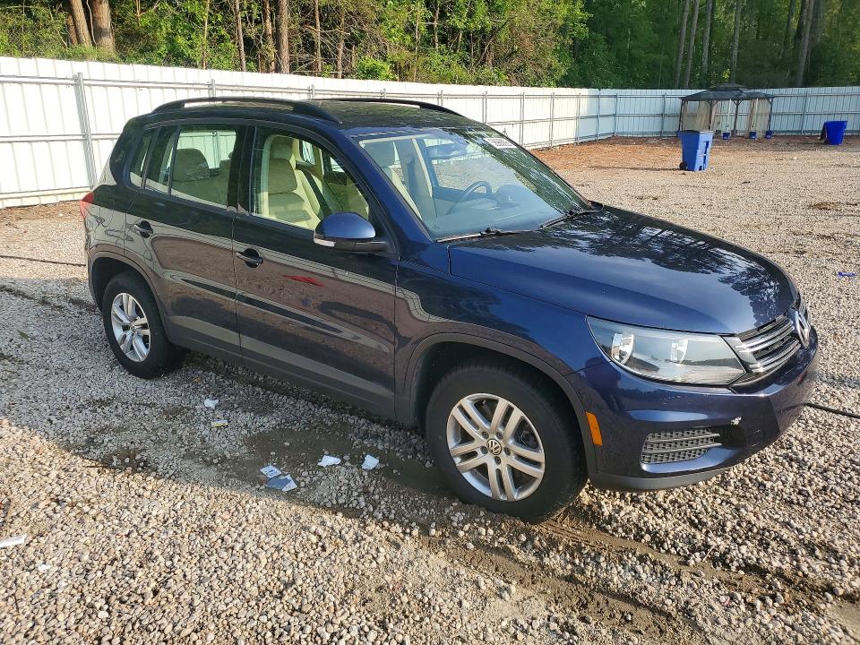 2016 Volkswagen Tiguan VIN WVGAV7AX2GW602587 COPART salvage auction — MINOR DENT/SCRATCHES, Nc - Dealer Only Clean Title, sold $1,550 on 2026-07-10 (photo 4)