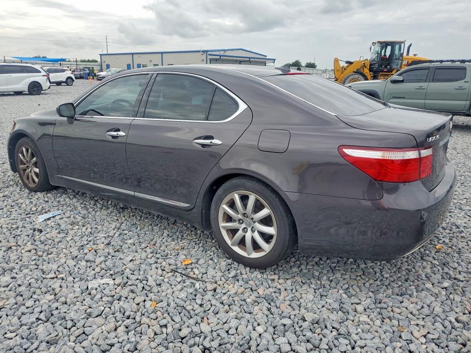 2008 Lexus Ls 460 VIN JTHBL46F085070825 COPART salvage auction — SIDE, FL - CERT OF TITLE SLVG REBUILDABLE, sold $2,200 on 2026-07-31 (photo 2)