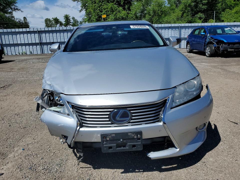2013 Lexus Es 300h VIN JTHBW1GG2D2010487 COPART salvage auction — UNDERCARRIAGE, On - Permit Salvage, sold $1,750 on 2026-07-14 (photo 5)