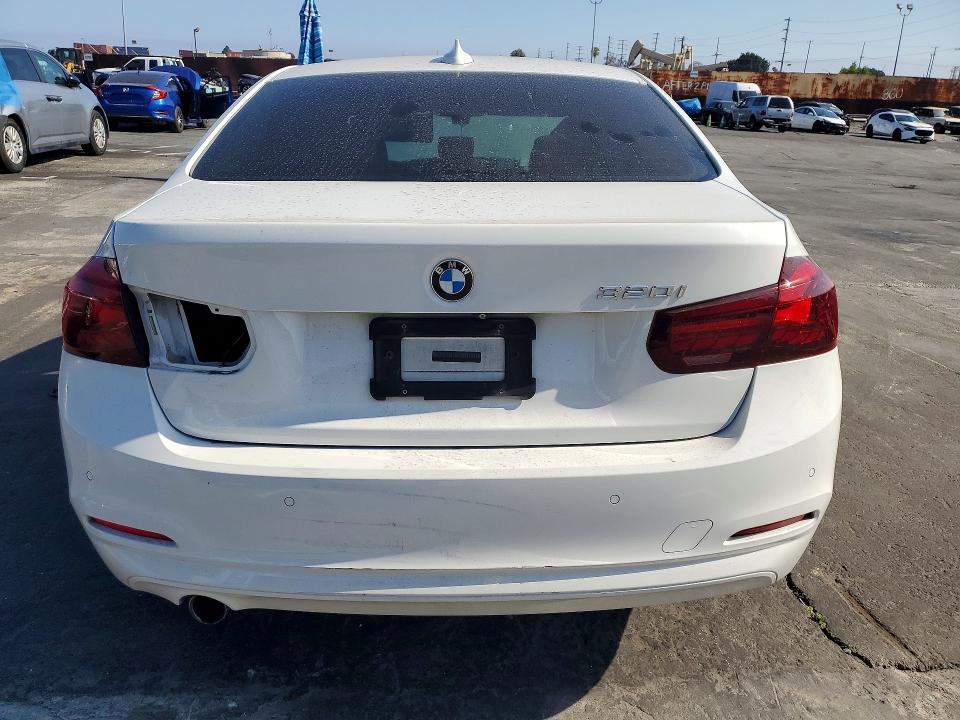 2018 BMW 3er VIN WBA8E1G54JNU90049 COPART salvage auction — FRONT END, Ca - Salvage Certificate, sold $325 on 2026-08-12 (photo 6)