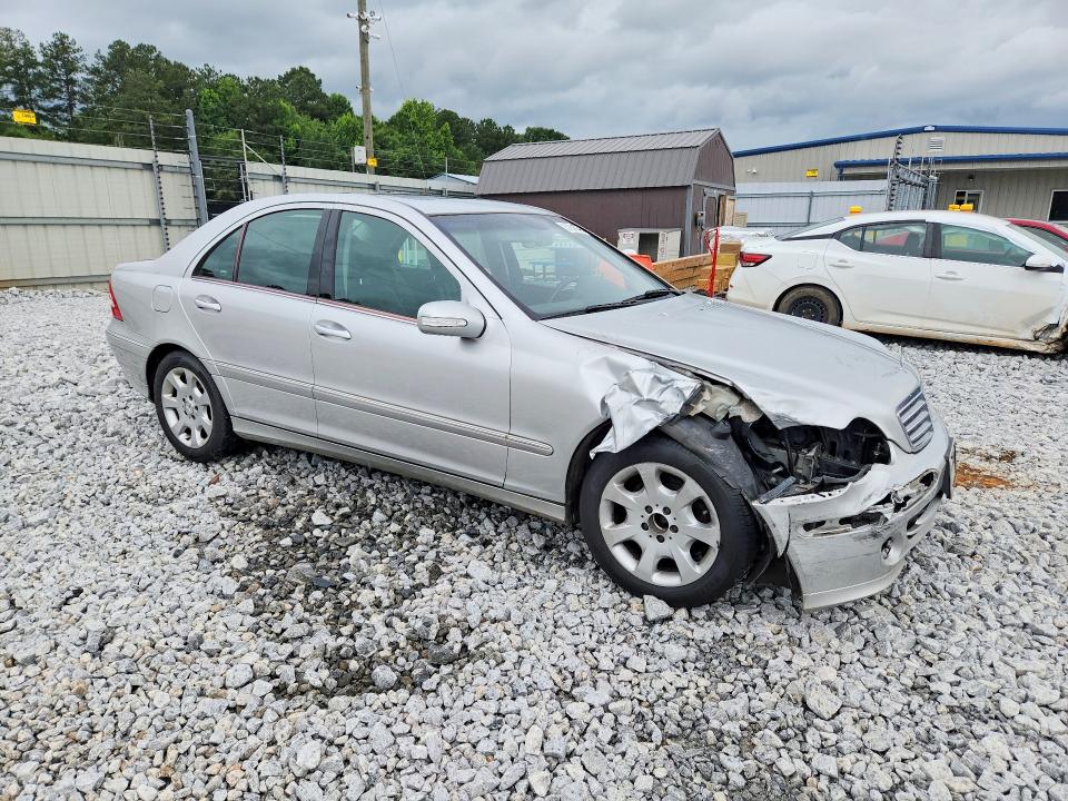 2005 Mercedes-benz C class VIN WDBRF81J45F558691 COPART salvage auction — FRONT END, Ga - Cert Of Title-Salvage, sold $425 on 2026-07-28 (photo 4)