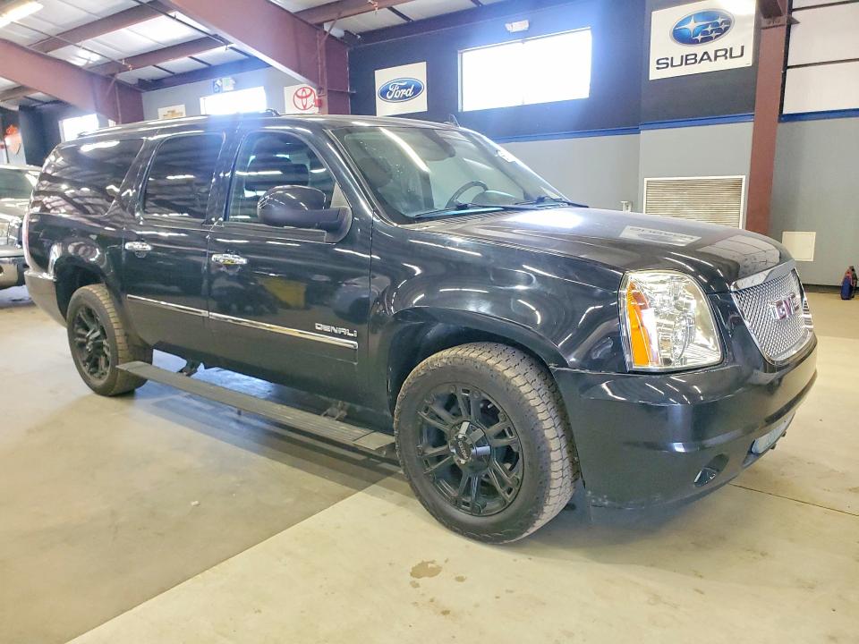 2011 Gmc Yukon xl VIN 1GKS2MEF6BR274166 COPART salvage auction — MINOR DENT/SCRATCHES, Nh - Certificate Of Title, sold $1,900 on 2026-07-03 (photo 4)