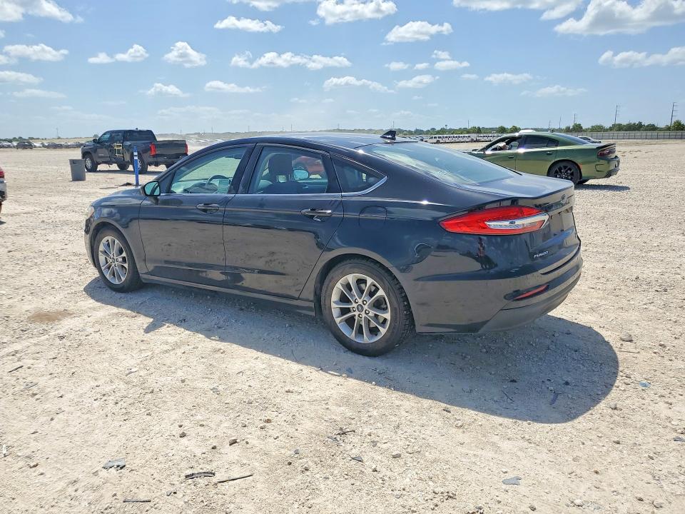 2019 Ford Fusion VIN 3FA6P0HD5KR148585 COPART salvage auction — MINOR DENT/SCRATCHES, Tx - Certificate Of Title, sold $1,300 on 2026-07-09 (photo 2)