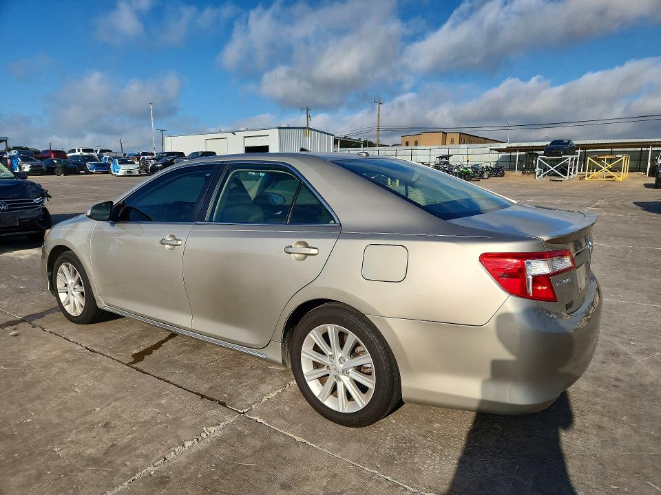 2013 Toyota Camry VIN 4T1BK1FK2DU528330 COPART salvage auction — SIDE, Tx - Salvage Vehicle Title, sold $3,500 on 2026-07-02 (photo 2)