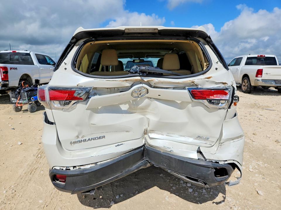 2015 Toyota Highlander VIN 5TDKKRFH7FS054230 COPART salvage auction — REAR END, Tx - Salvage Vehicle Title, sold $4,800 on 2026-08-27 (photo 6)