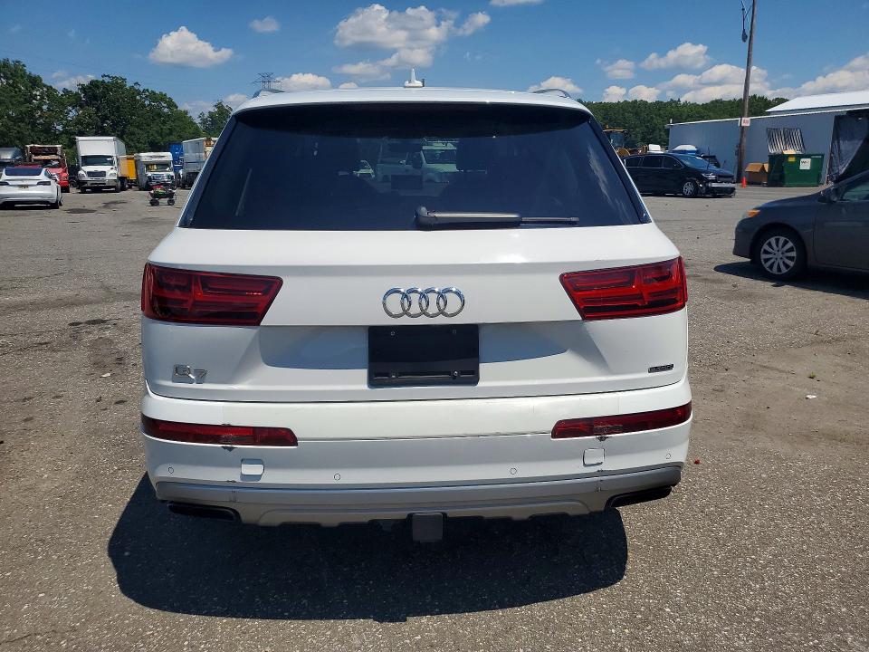 2019 Audi Q7 VIN WA1LAAF7XKD039835 COPART salvage auction — MECHANICAL, Fl - Certificate Of Title, sold $9,100 on 2026-07-28 (photo 6)