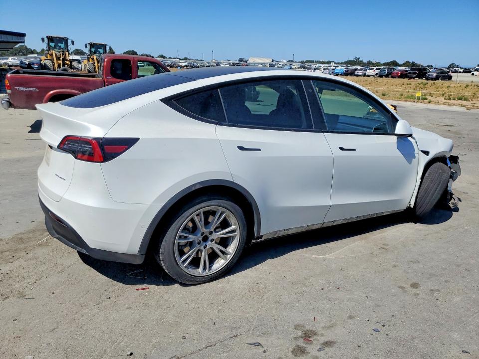 2022 Tesla VIN 7SAYGDEE8NF314534 COPART salvage auction — FRONT END, Ca - Salvage Certificate, sold $8,000 on 2026-07-30 (photo 3)