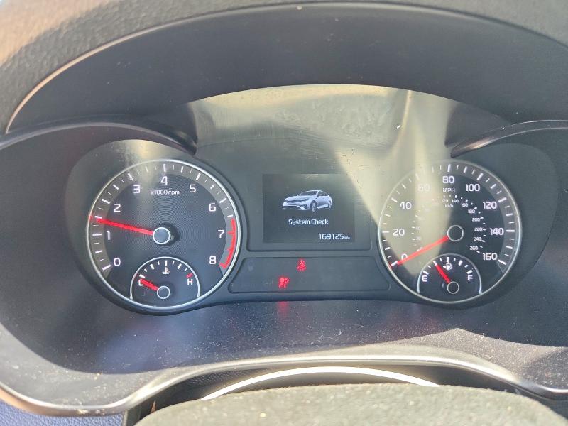 2019 Kia Optima VIN 5XXGT4L33KG294787 COPART salvage auction — SIDE, CA - SALVAGE CERTIFICATE, sold $825 on 2026-07-23 (photo 9)