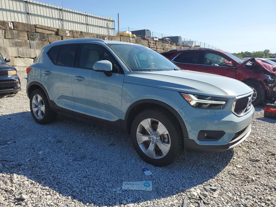 2019 Volvo Xc40 VIN YV4162UK0K2144873 COPART salvage auction — REAR END, Ky - Cert Of Title-Salvage, sold $8,400 on 2026-07-10 (photo 4)