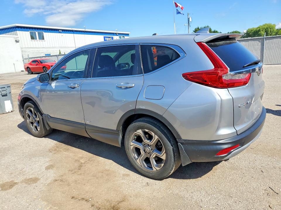2018 Honda Cr-v VIN 2HKRW2H81JH116890 COPART salvage auction — NORMAL WEAR, On - Permit No Brand - Unfit, sold $11,900 on 2026-07-03 (photo 2)