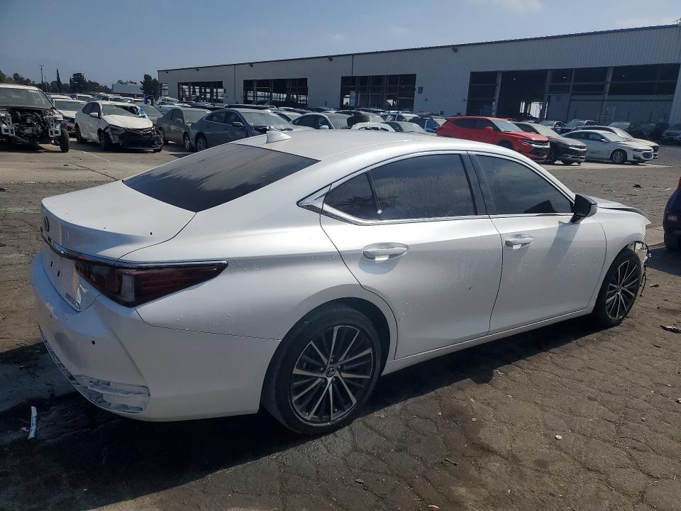 2025 Lexus ES VIN 58ADA1C18SU067020 COPART salvage auction — FRONT END, CA - CERTIFICATE OF TITLE, sold $16,200 on 2026-07-28 (photo 3)