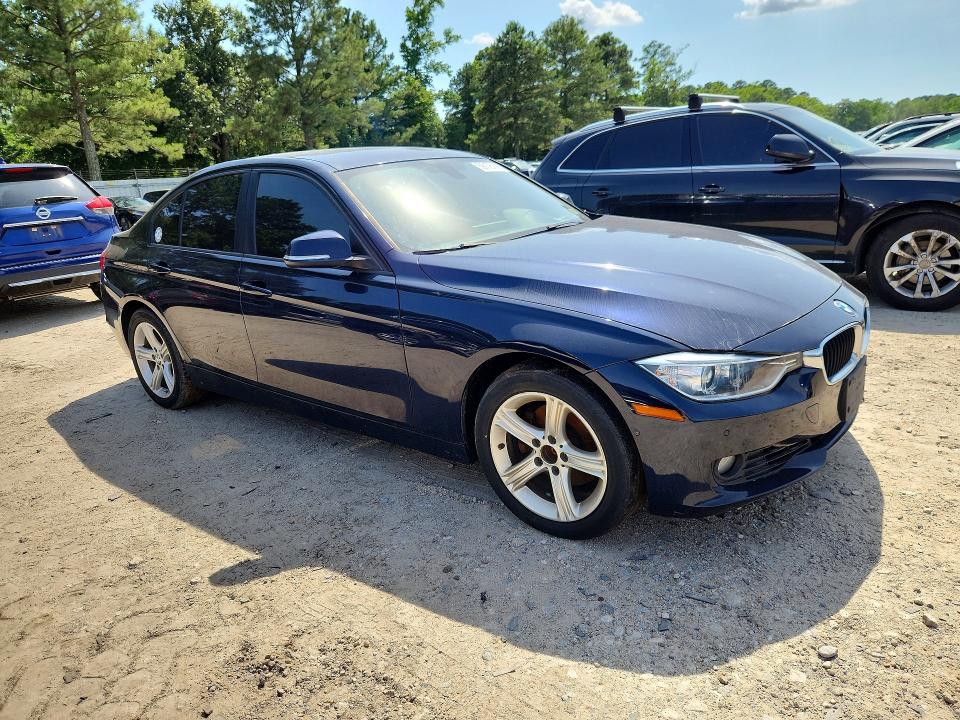 2013 BMW 3er VIN WBA3B3C58DJ811834 COPART salvage auction — MECHANICAL, Va - Certificate Of Title, sold $375 on 2026-07-28 (photo 4)