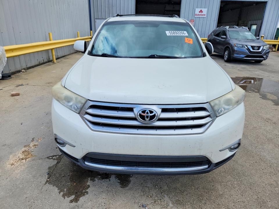 2013 Toyota Highlander VIN 5TDZK3EH6DS118381 COPART salvage auction — SIDE, Ms - Cert Of Title-Salvaged, sold $2,250 on 2026-07-22 (photo 5)