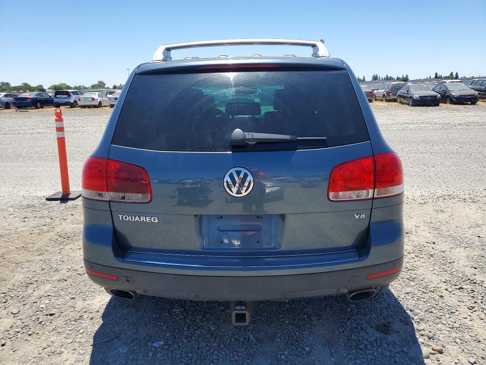 2005 Volkswagen Touareg VIN WVGMM77L55D009108 COPART salvage auction — FRONT END, Wa - Dis/Dlr/Exp Only Clean Title, sold $475 on 2026-07-07 (photo 6)