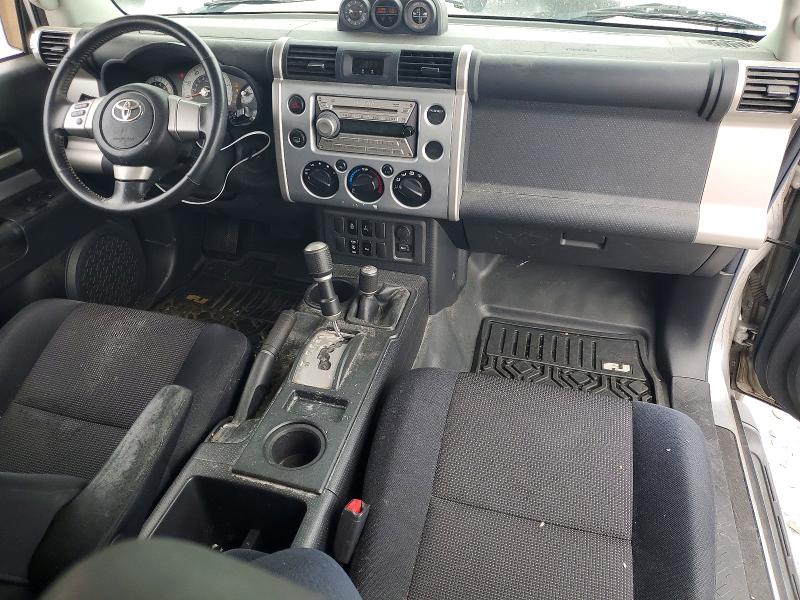 2007 Toyota Fj cruiser VIN JTEBU11F770012013 COPART salvage auction — NORMAL WEAR, Mi - Dealer Only Clean Title, sold $3,650 on 2026-07-18 (photo 8)