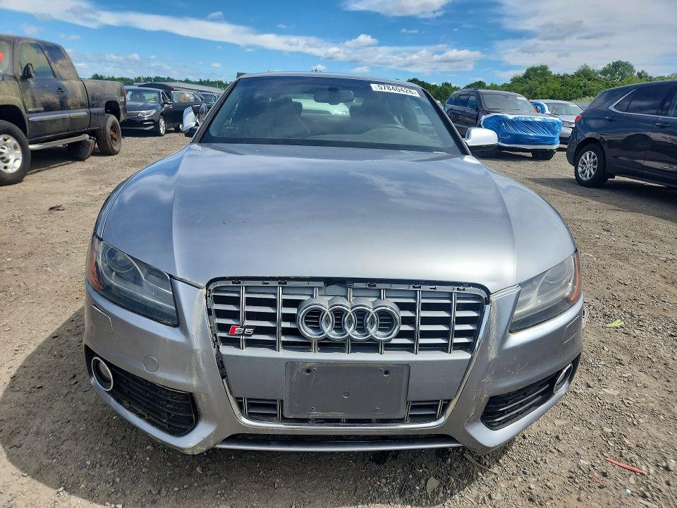 2010 Audi S5 VIN WAUVVAFR1AA007700 COPART salvage auction — ENGINE BURN, MA - CERT OF TITLE-RECONSTRCTD COLL, sold $1,050 on 2026-07-08 (photo 5)