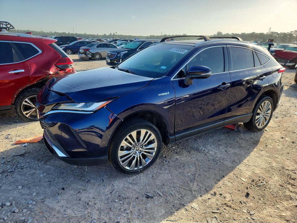 2021 Toyota Venza VIN JTEAAAAH8MJ078209 — COPART salvage auction photo