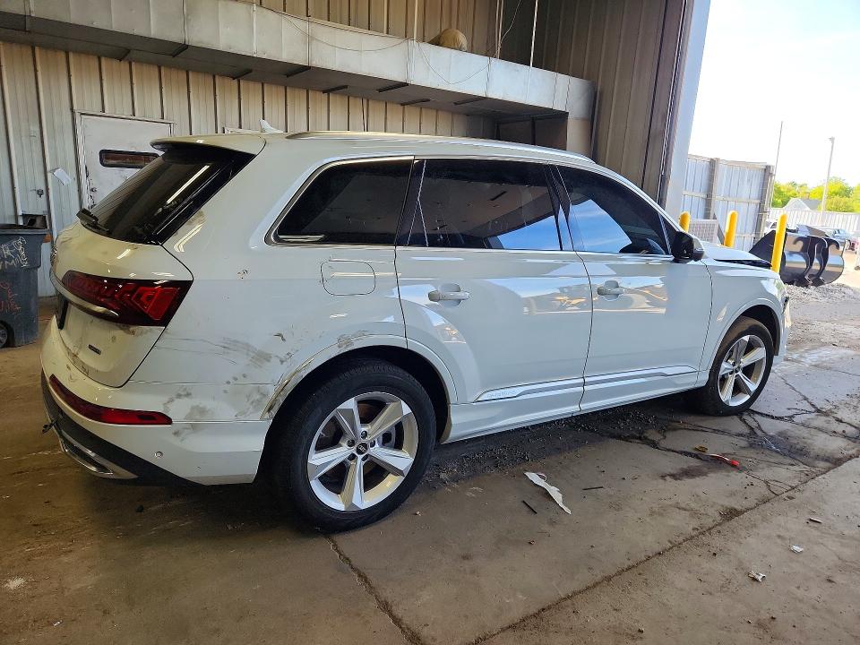 2022 Audi Q7 VIN WA1LJBF75ND022841 COPART salvage auction — VANDALISM, Wi - Junked Vehicle Bill Of Sale, sold $7,600 on 2026-07-13 (photo 3)