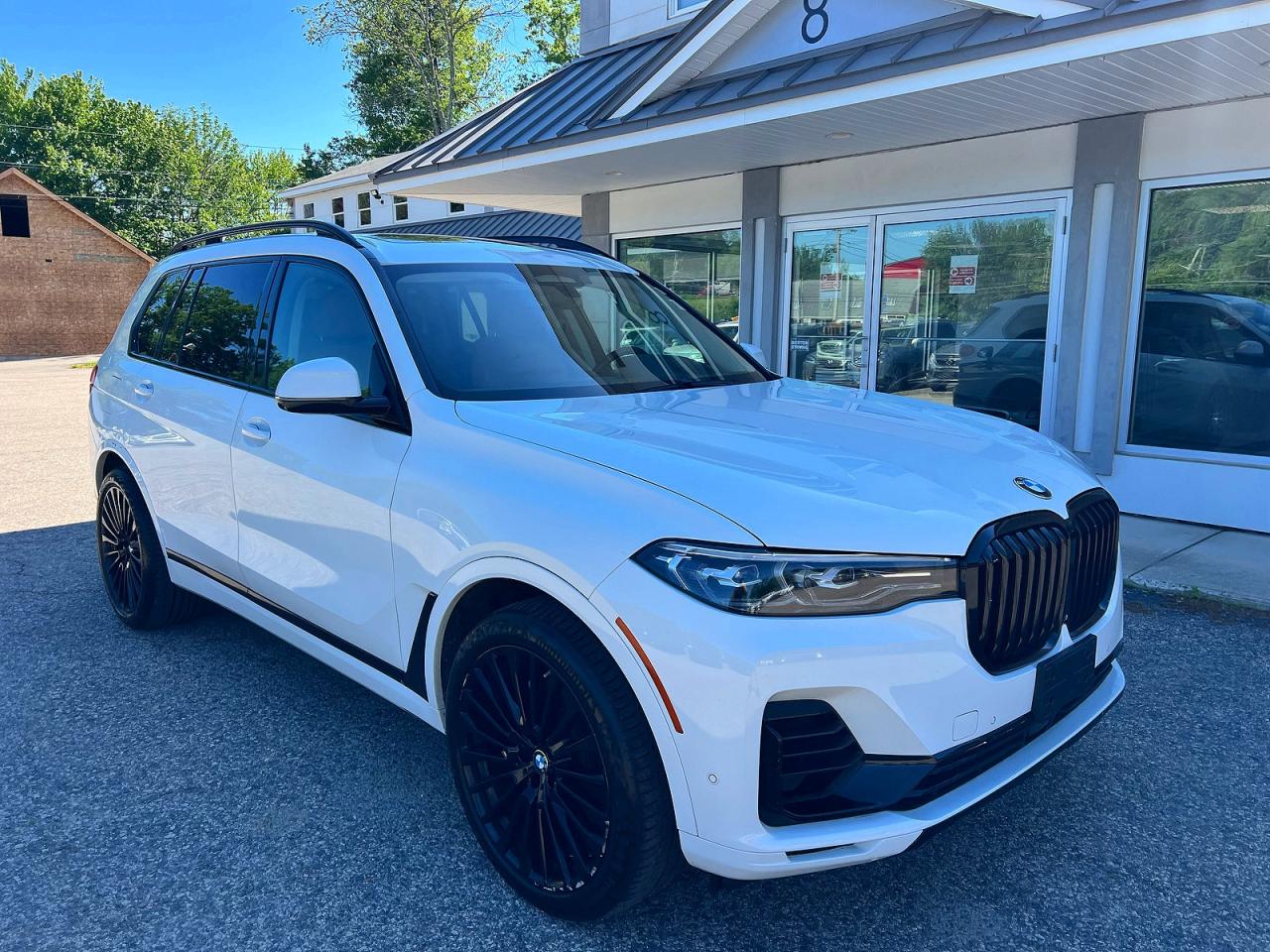 2019 BMW X7 VIN 5UXCX4C59KLS38985 COPART salvage auction — Minor Dent/Scratches, MA - CERTIFICATE OF TITLE (P), sold $21,900 on 2026-07-10 (photo 1)