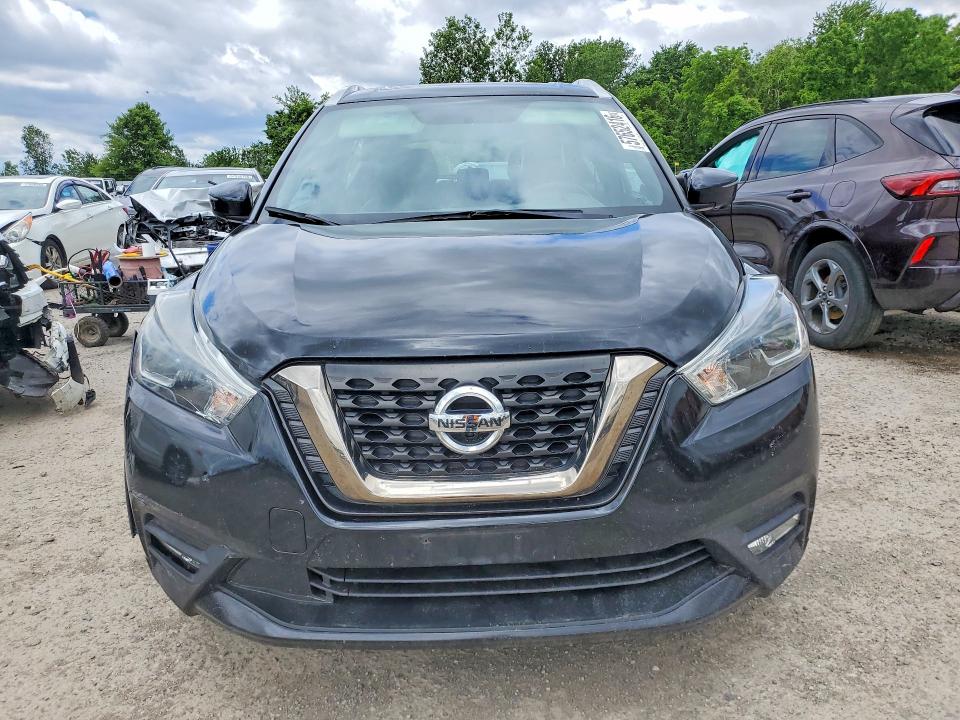 2019 Nissan Kicks VIN 3N1CP5CU9KL527662 COPART salvage auction — VANDALISM, On - Permit Rebuilt - Unfit, sold $3,050 on 2026-07-03 (photo 5)