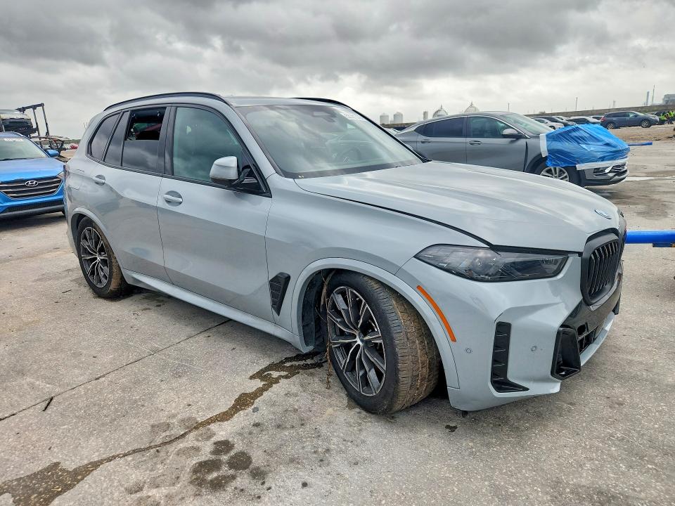 2025 BMW X5 VIN 5UX43EU02S9Y29486 COPART salvage auction — FRONT END, Il - Salvage Certificate, sold $48,250 on 2026-07-08 (photo 4)