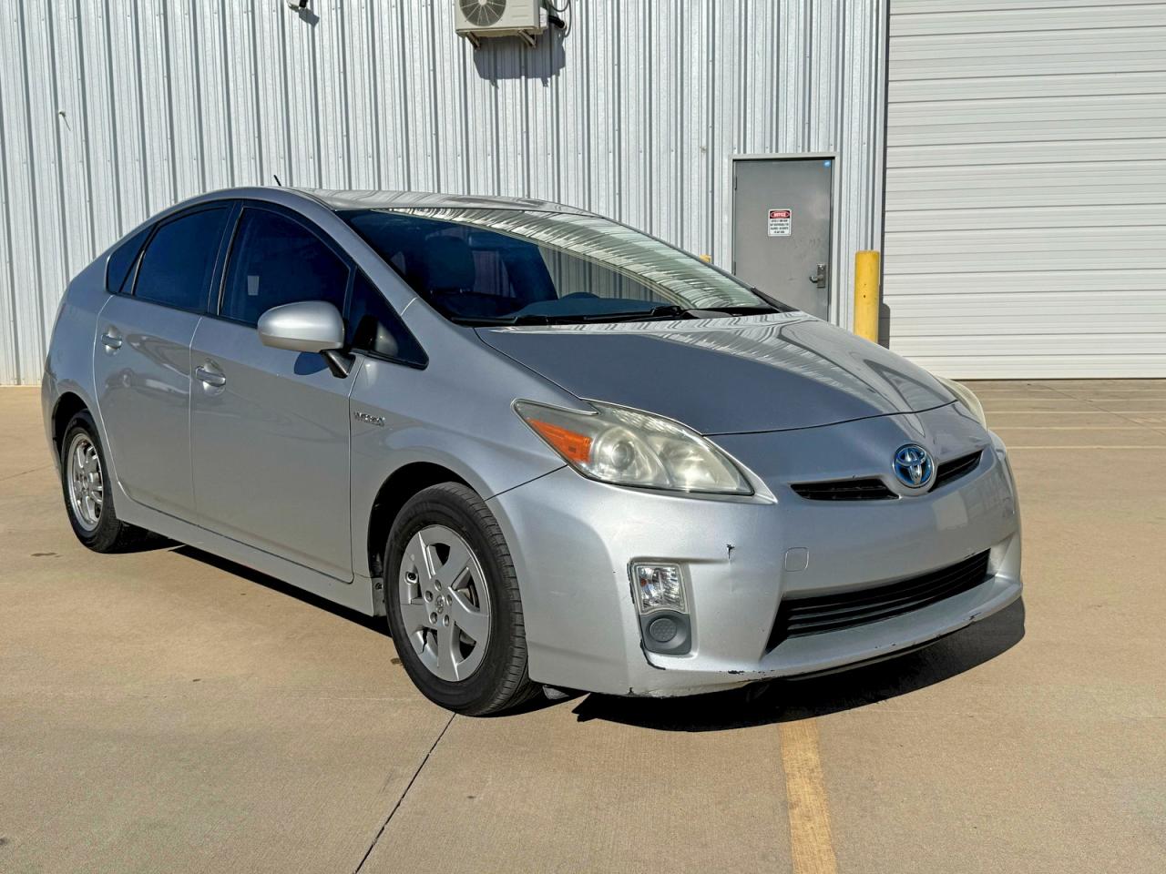 2010 Toyota Prius VIN JTDKN3DUXA0145492 COPART salvage auction — Minor Dent/Scratches, TX - CERTIFICATE OF TITLE (P), sold $2,100 on 2026-07-09 (photo 1)