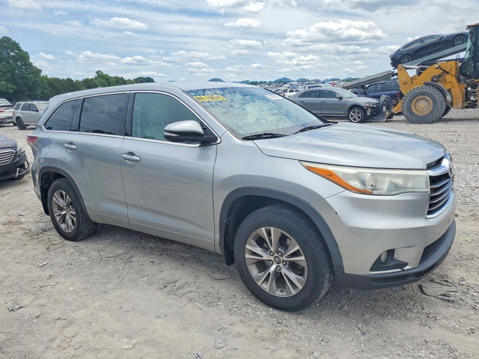2016 Toyota Highlander VIN 5TDBKRFHXGS307722 COPART salvage auction — MINOR DENT/SCRATCHES, Tn - Certificate Of Title (P), sold $7,700 on 2026-07-09 (photo 4)