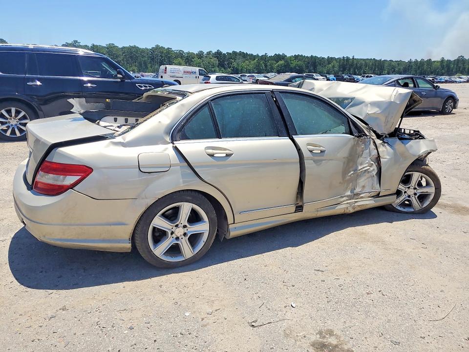 2011 Mercedes-benz C-klasse VIN WDDGF5EB7BR135226 COPART salvage auction — ALL OVER, Sc - Cert Of Title-Salvage, sold $325 on 2026-07-13 (photo 3)