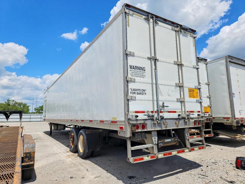 2015 Utility trailer VIN 1UYVS253XFM408605 COPART salvage auction — MINOR DENT/SCRATCHES, IL - CERTIFICATE OF TITLE (P), sold $1,250 on 2026-07-07 (photo 3)