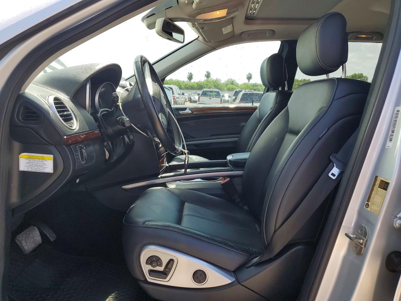 2011 Mercedes-Benz GL-Class VIN 4JGBF7BE4BA755203 COPART salvage auction — Minor Dent/Scratches, TX - CERTIFICATE OF TITLE, sold $1,200 on 2026-07-01 (photo 7)