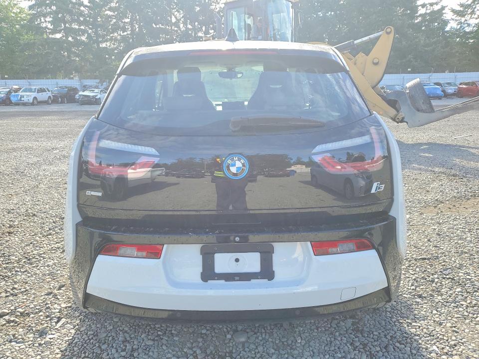 2017 BMW I3 VIN WBY1Z8C36HV890886 COPART salvage auction — MINOR DENT/SCRATCHES, Wa - Vehicle Cert Of Ownership-Titl, sold $4,800 on 2026-07-14 (photo 6)