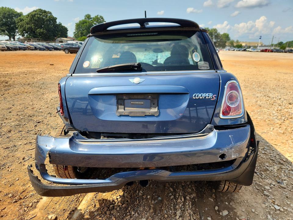 2011 Mini Cooper VIN WMWSV3C56BTY20388 COPART salvage auction — ALL OVER, Al - Cert Of Title-Salvage Title, sold $125 on 2026-08-19 (photo 6)