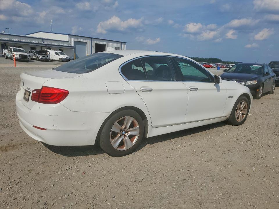2012 BMW 5er VIN WBAXG5C51CDX03874 COPART salvage auction — MECHANICAL, NC - DEALER ONLY CLEAN TITLE, sold $900 on 2026-07-27 (photo 3)