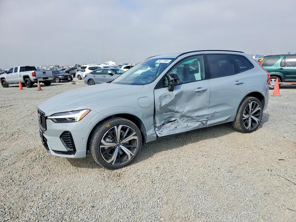 2025 Volvo Xc60 VIN YV4H60RM0S1054321 COPART salvage auction — SIDE, Ca - Salvage Certificate, sold $29,250 on 2026-08-07 (photo 1)
