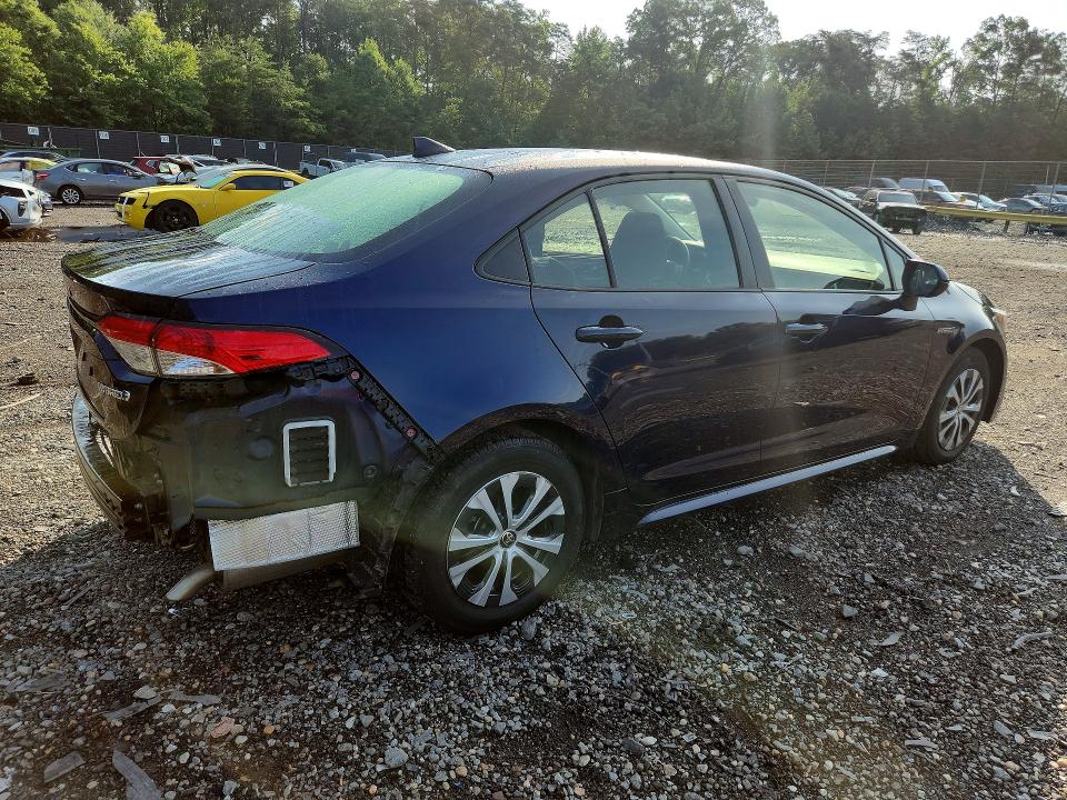 2021 Toyota Corolla VIN JTDEAMDEXMJ021728 COPART salvage auction — REAR END, Md - Cert Of Salvage < 75% Damage, sold $6,400 on 2026-07-31 (photo 3)