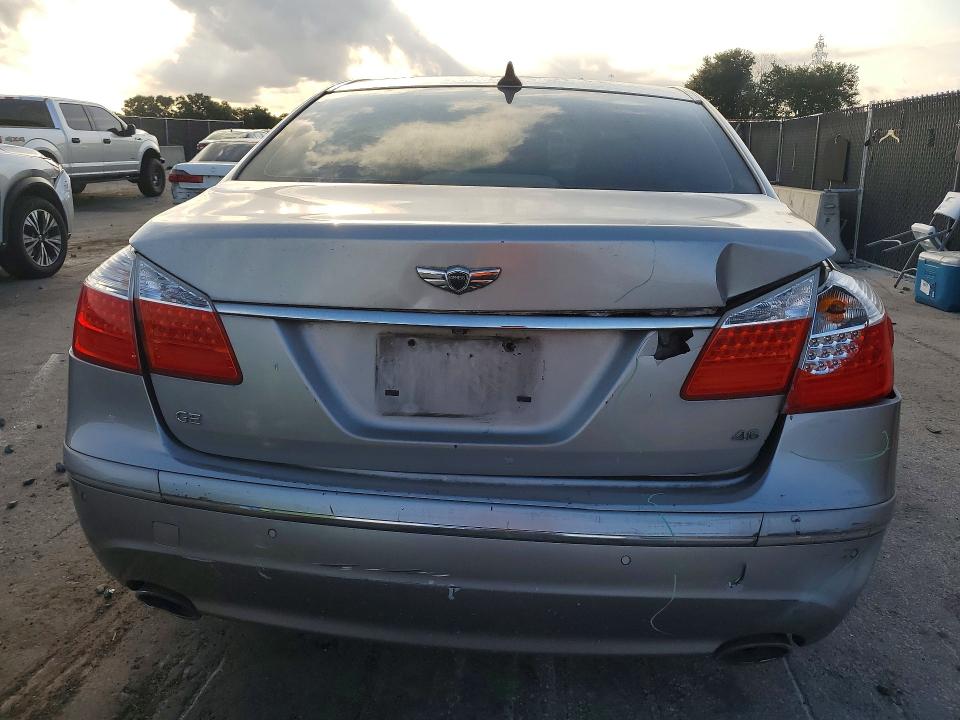 2009 Hyundai Genesis VIN KMHGC46F79U055006 COPART salvage auction — REAR END, FL - CERT OF TITLE SLVG REBUILDABLE, sold $15 on 2026-07-21 (photo 6)