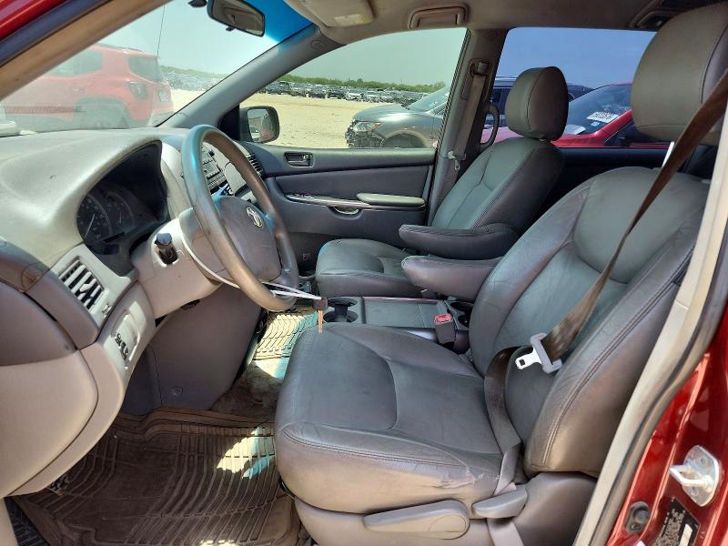 2010 Toyota Sienna VIN 5TDKK4CC6AS331051 COPART salvage auction — REAR END, TX - SALVAGE VEHICLE TITLE, sold $800 on 2026-07-30 (photo 7)