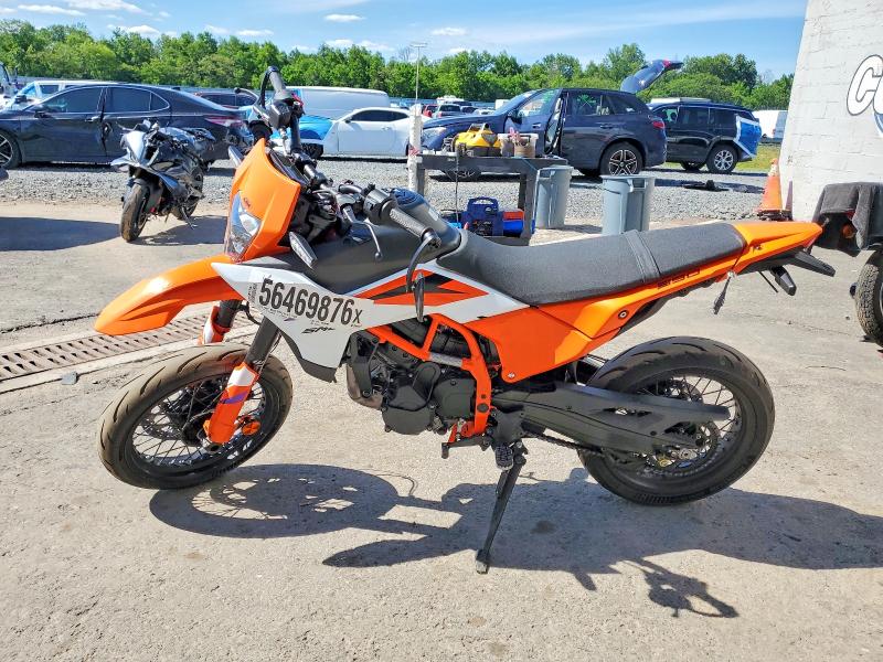 2025 Ktm 690 supermoto VIN MD2J2J402SN201008 COPART salvage auction — SIDE, Nj - Cert Of Title-Salvage, sold $4,500 on 2026-07-16 (photo 3)